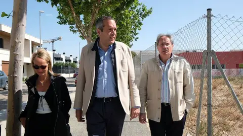 El candidato a la Presidencia del Gobierno de Arag&oacute;n ha destacado que Cuarte tiene 15.000 habitantes, pero no un centro de salud. Fotograf&iacute;a: Ciudadanos.