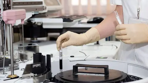Este proyecto busca combatir la &ldquo;debilidad&rdquo; y la &ldquo;dependencia absoluta&rdquo; de Europa ante China e India respecto a la fabricaci&oacute;n de bases para la obtenci&oacute;n de medicamentos