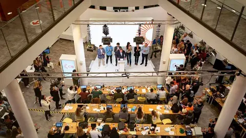 Imagen de la sala de prensa de Ciudadanos durante el 28-M. Foto: Adri&aacute;n V&aacute;zquez