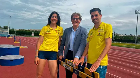 Ambos equipos se juegan sus objetivos este s&aacute;bado. El femenino quiere lograr la permanencia en Divisi&oacute;n de Honor en el Corona de Arag&oacute;n y el masculino competir&aacute; en Madrid por el t&iacute;tulo. Fotograf&iacute;a: Alcampo-Skorpio 71.