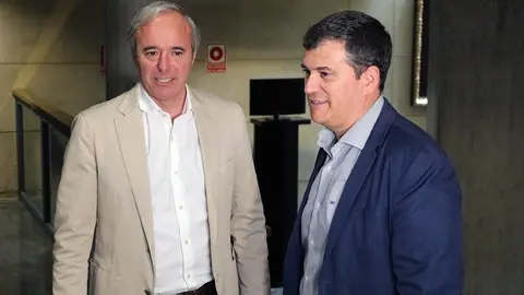 Es la tercera reuni&oacute;n de Azc&oacute;n con las formaciones pol&iacute;ticas dentro de su ronda de contactos en busca de apoyos para su investidura