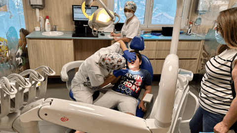 El quir&oacute;fano da servicio bucodental a ni&ntilde;os con alg&uacute;n tipo de discapacidad