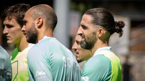 Marc Mateu es uno de los jugadores m&aacute;s veteranos de la S.D. Huesca, con tres a&ntilde;os en el club y 33 a&ntilde;os.