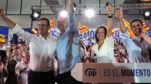 El acto ha reunido a un millar de personas en el Palacio de Congresos de Zaragoza