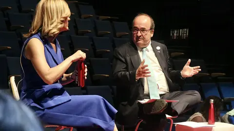 Miquel Iceta, ha compartido este martes un encuentro con un centenar de representantes del sector en Zaragoza, en la que ha defendido los avances del PSOE.