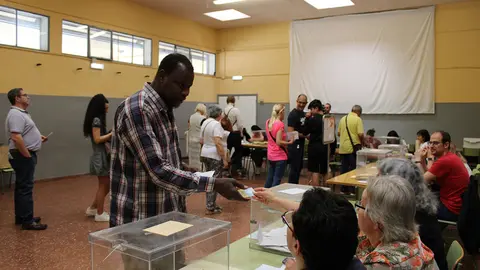 Colegio electoral durante las elecciones auton&oacute;micas del mes de mayo