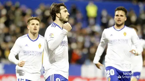 Eugeni celebrando su &uacute;nico gol con el Real Zaragoza ante el M&aacute;laga. Fotograf&iacute;a: LaLiga.