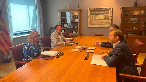La DGA y el PP inician sus conversaciones para el traspaso de poderes