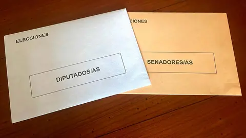 Sobres candidatos elecciones generales