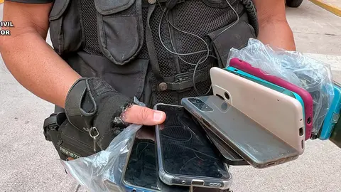 Se han recuperado 34 tel&eacute;fonos m&oacute;viles, 2 carteras y 380 euros en efectivo