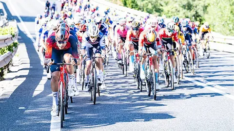 Tras traspasar Olba, el pelot&oacute;n acudir&aacute; hasta Fuentes de Rubielos. Fotograf&iacute;a: La Vuelta.