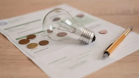 El precio de la luz sube un 2%, hasta los 110,57 euros