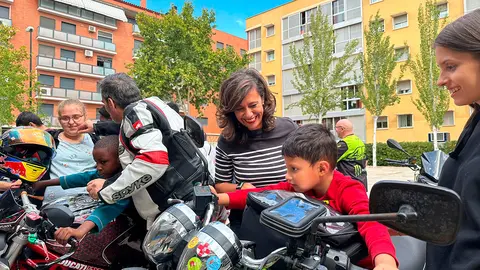 Marian Or&oacute;s en una actividad de las colonias urbanas de verano Zaragalla