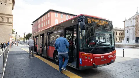 OCU Arag&oacute;n denuncia las dificultades que sufren las personas con discapacidad para acceder a los autobuses urbanos