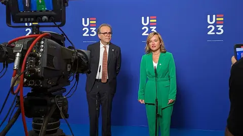 Los ministros Joan Subirats y Pilar Alegr&iacute;a hacen de anfitriones en la segunda jornada, que se celebra este martes en Zaragoza