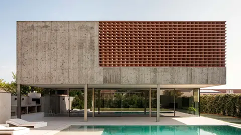 Fachada de la vivienda de Montecanal
