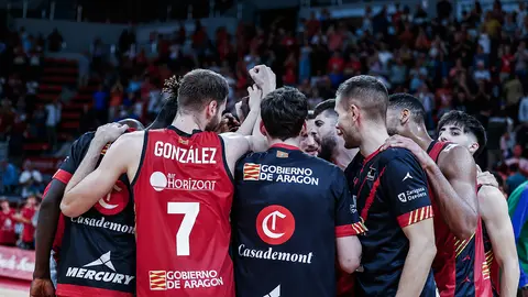 Una vez superado al Pardubice (94-88), los pupilos de Fisac se miden este jueves, a partir de las 19.00 horas en el Pabell&oacute;n &Ouml;stersunds Sporthall de Suecia, al anfitri&oacute;n, el J&auml;mtland. Fotograf&iacute;a: Casademont Zaragoza.