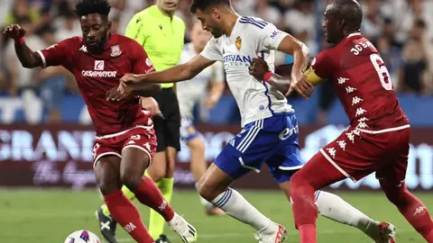 El Real Zaragoza pierde ante el Alcorc&oacute;n por cero a dos en La Romareda