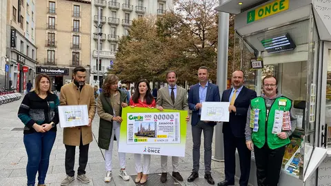 Presentaci&oacute;n del cup&oacute;n de la ONCE dedicado a Zaragoza