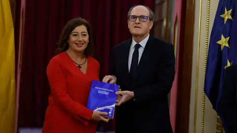 El informe concluye que el grueso de las v&iacute;ctimas fueron hombres menores de edad. Foto: Congreso de los Diputados