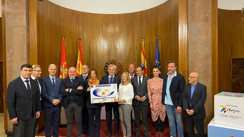 La comisi&oacute;n evaluadora de ACES Europe con la alcaldesa de Zaragoza, Natalia Chueca