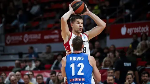 La mala segunda parte lastr&oacute; mucho al equipo de Fisac. Fotograf&iacute;a: FIBA.