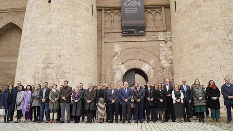 En 2022, tampoco hubo declaraci&oacute;n institucional pero Javier Sada s&iacute; encabez&oacute; el minuto de silencio. Foto: Cortes de Arag&oacute;n
