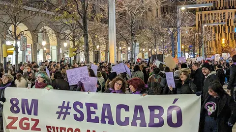 La manifestaci&oacute;n ha contado con una gran presencia de gente joven