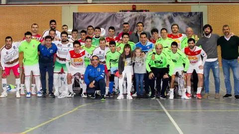 Borja Iglesias (Betis), Marc Aguado (R.Zaragoza) y Chino (Jaen FS), padrinos de la 10&ordf; recogida ben&eacute;fica de alimentos de Patatas G&oacute;mez Sala 2012