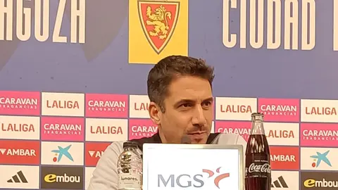Julio Vel&aacute;zquez en sala de prensa