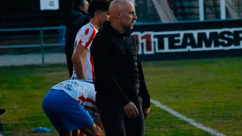 dani mart&iacute;nez en el campo