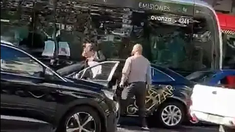 Momento de la agresi&oacute;n a la conductora de Uber