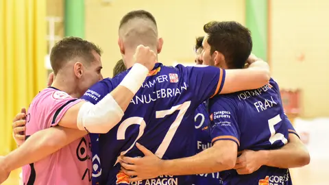 El duelo se disputar&aacute; en el Pabell&oacute;n Siglo XXI este s&aacute;bado a partir de las 19.30 horas y enfrentar&aacute; a los m&aacute;ximos representantes zaragozanos del f&uacute;tbol sala. Fotograf&iacute;a: Sandra Valero.