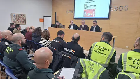 La Junta de Seguridad de Barbastro coordina el dispositivo para el partido U.D. Barbastro &ndash; F.C. Barcelona