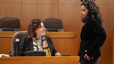 Vanesa Carbonell (derecha), Marta Prades, Iv&aacute;n Andr&eacute;s o Andoni Corrales figuran en la lista. Foto: Cortes de Arag&oacute;n