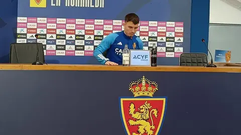 Llu&iacute;s L&oacute;pez en sala de prensa