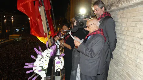 2008