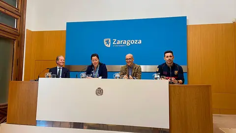Un grupo de diez bomberos tratar&aacute; de establecer un r&eacute;cord Guinness este s&aacute;bado.