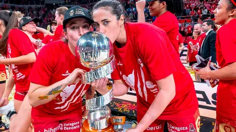 Vega Gimeno levant&oacute; la Copa de la Reina el pasado curso. Foto: Casademont Zaragoza.