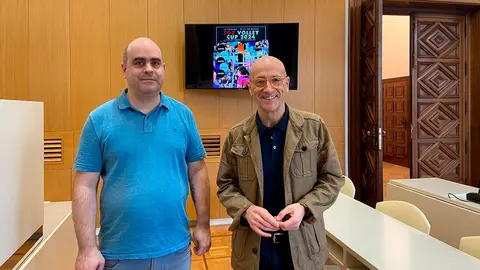 F&eacute;lix Brocate y David Lech&oacute;n presentan la ZGZ Volley Cup 2024.