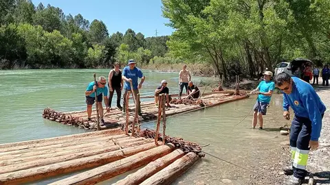 Las nabatas ya est&aacute;n listas para navegar por el r&iacute;o G&aacute;llego
