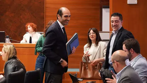 El director gerente del IAF, este lunes en las Cortes. Foto: Cortes de Arag&oacute;n