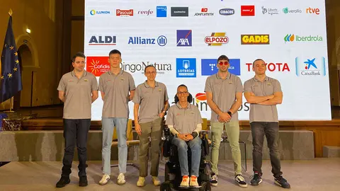 Los deportistas aragoneses preseleccionados para los Juegos han visitado el Gobierno de Arag&oacute;n.