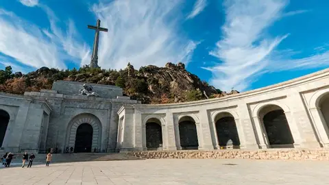 valle-cuelgamuros-guerra-civil-arag&oacute;n-restos