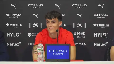 Alejandro Franc&eacute;s en su presentaci&oacute;n con el Girona.