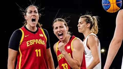 Vega Gimeno conquist&oacute; la medalla de plata en Par&iacute;s. Foto: @BaloncestoESP.