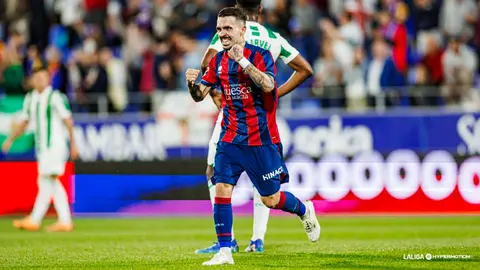 Joaqu&iacute;n, diferencia en los &uacute;ltimos partidos del Huesca. Foto de archivo.