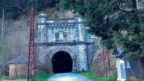 Se ha redactado el Estudio Informativo que incluye la definici&oacute;n t&eacute;cnica de las actuaciones necesarias para la reapertura del t&uacute;nel correspondientes al territorio espa&ntilde;ol