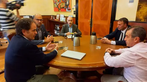 Reuni&oacute;n-coordinaci&oacute;n-ayuda-arag&oacute;n-valencia-dana
