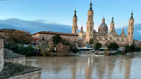 ebro-crecida
